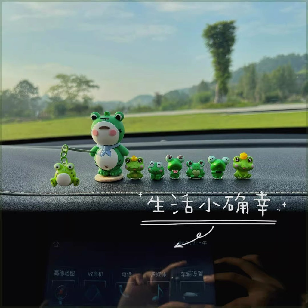 Car interior accessories, car widow frog ornaments, car supplies